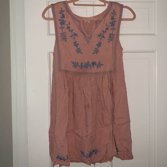 Pink Dress - Picture 2 of 3